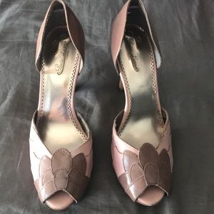 Poetic License Pink taupe printed heels